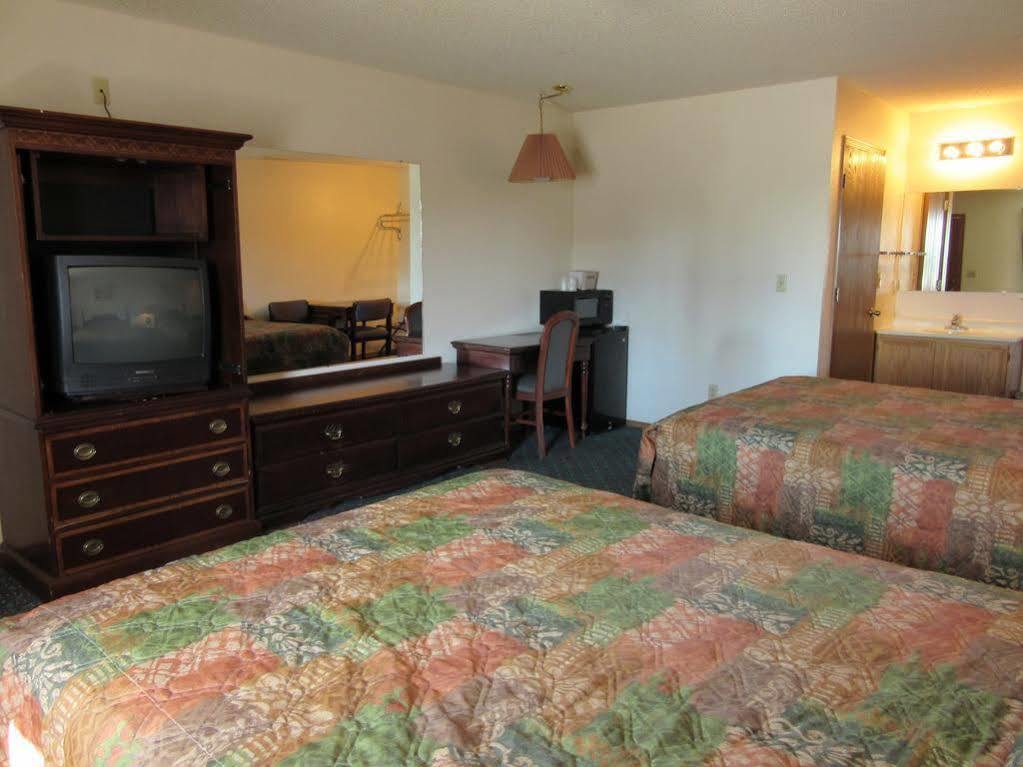 Western Holiday Motel ウィチタ エクステリア 写真