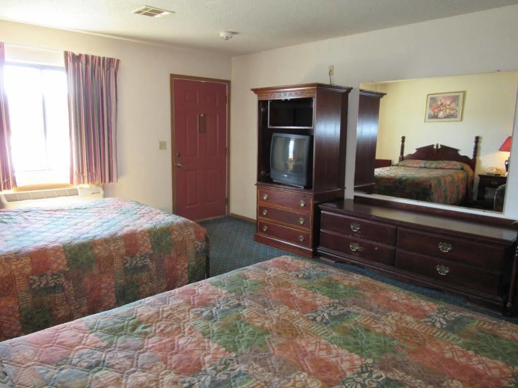 Western Holiday Motel ウィチタ エクステリア 写真
