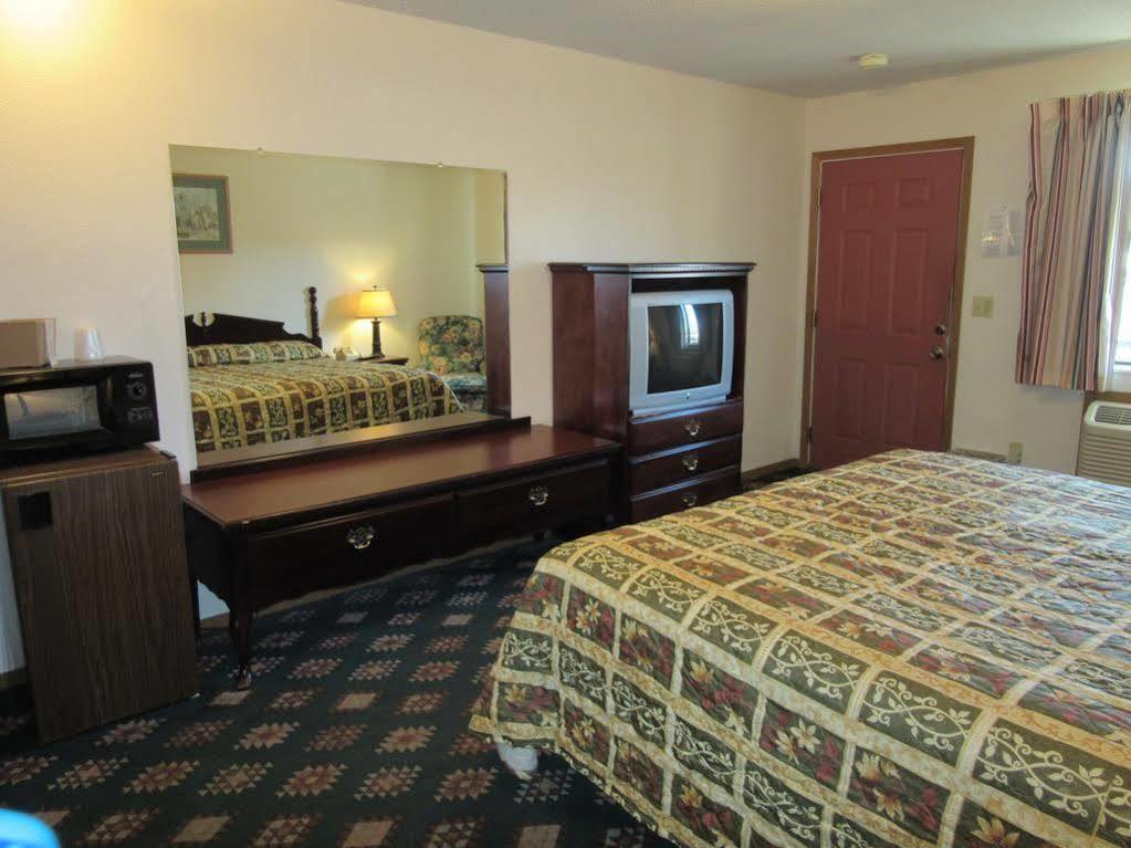 Western Holiday Motel ウィチタ エクステリア 写真
